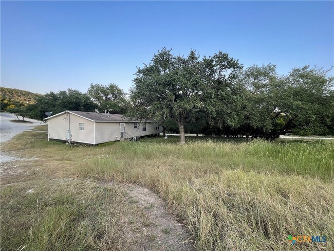 Photo - 136 Sonnyland Dr