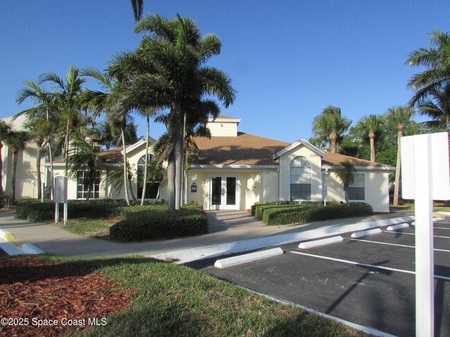Photo - 1850 Charlesmont Dr Unit 7118