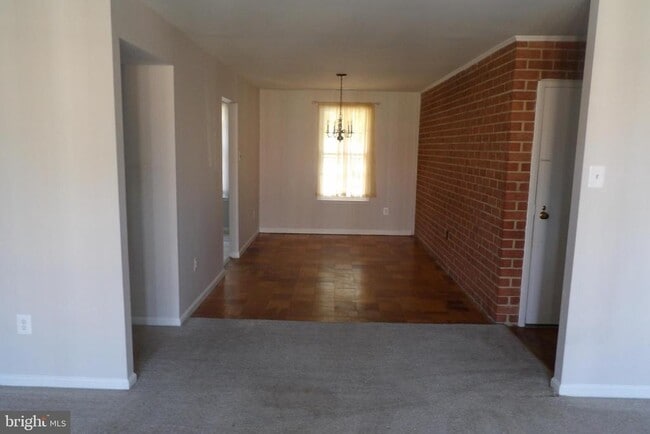 Building Photo - 762 Quince Orchard Blvd Unit 762-102 Rental