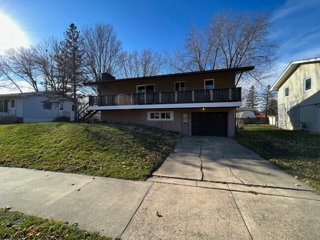 Photo - 2017 21st Ave NW House