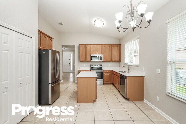 Photo - 2279 Meadow Oak Cir