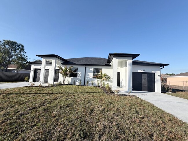 Building Photo - 5064-5066 Jones Dr Unit 5064 Jones Dr