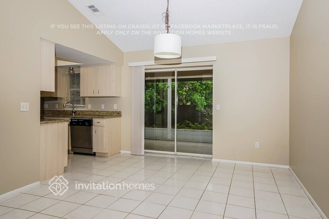 Photo - 756 Leeward Rd