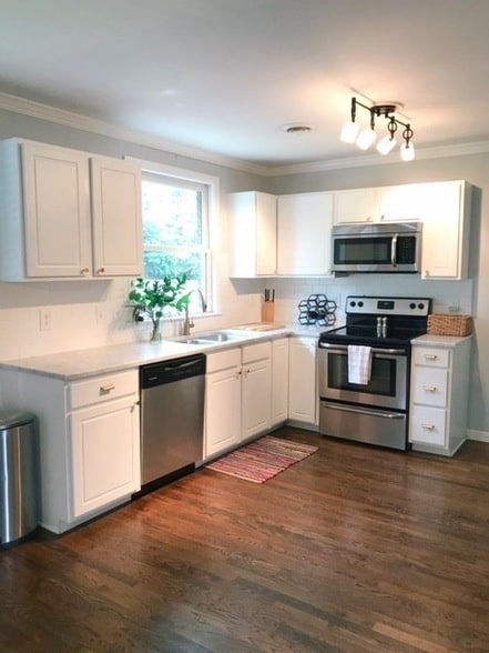 Photo - 547 Harding Pl