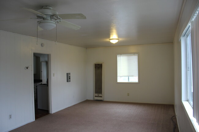 Living Room - 2207 El Dorado Apartments Unit Upstairs