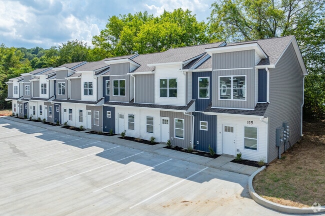 Building Photo - Caney Commons Rental