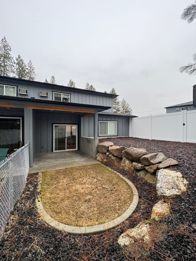 Photo - 1306/1308 E Farwell Unidad 1306 E Farwell