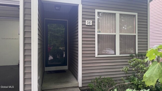 Photo - 98 Harvard Rd