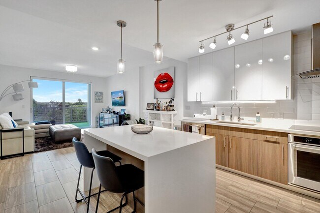 Photo - 236 SE 5th Ave Unidad 203