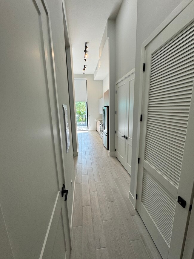 Photo - 8226 NW 34th St Unidad S13