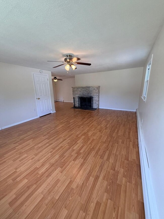 254 Admiral Ave