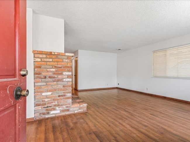 Photo - 336 Triplett Dr