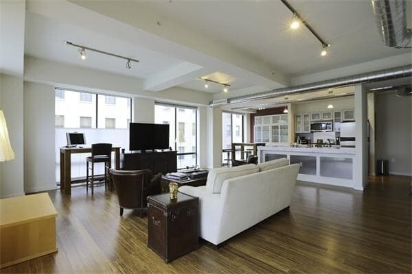 Building Photo - 255 Northampton St Unit 302