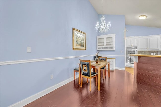 Building Photo - 5575 Milam Rd Rental