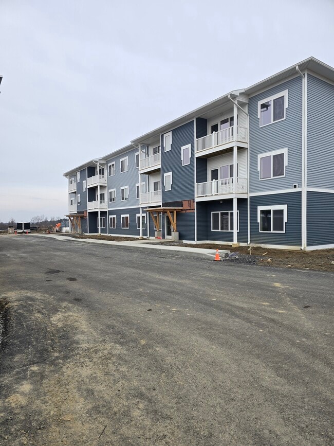 ECOFlats at Log City