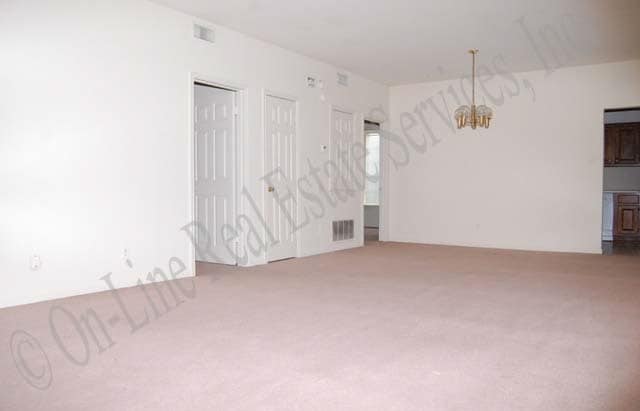 Photo - North Ramparts