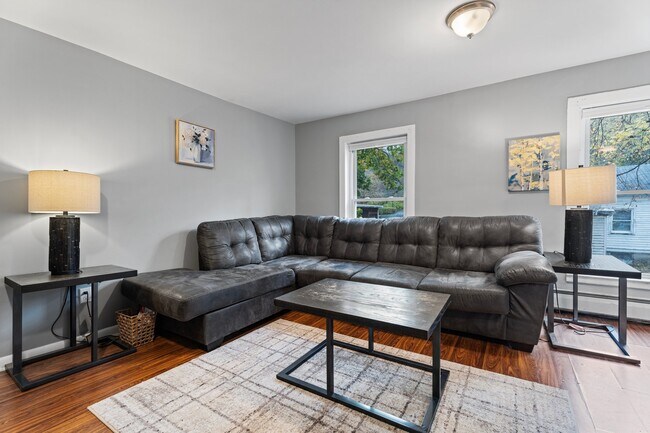 Photo - 414 E Lincoln St Unidad 2