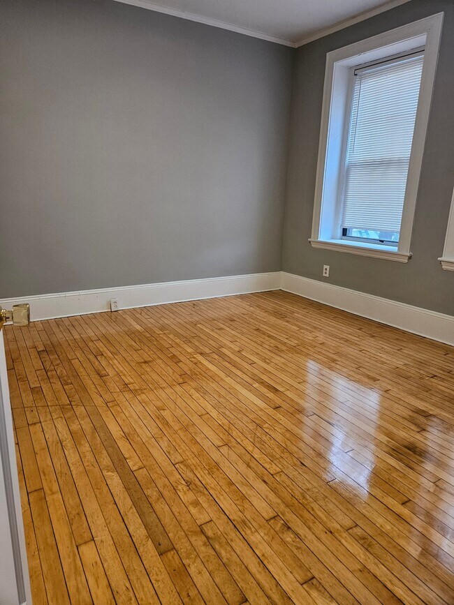 59 Brighton Ave Unit 1