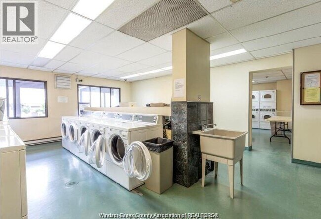 Photo - 150 Park St W Unité 1801