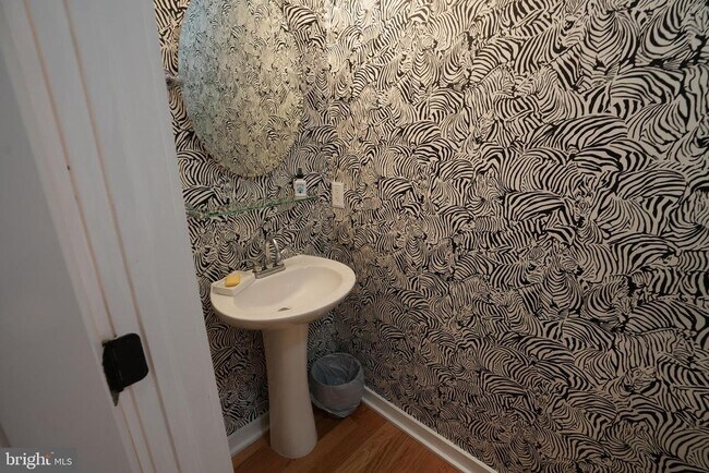 Photo - 341 Cantrell St