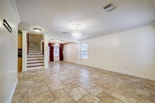 Photo - 18335 Barkers Crest Dr