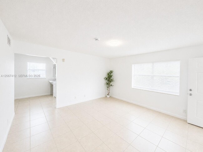 Photo - 2521 Pierce St Unit 10