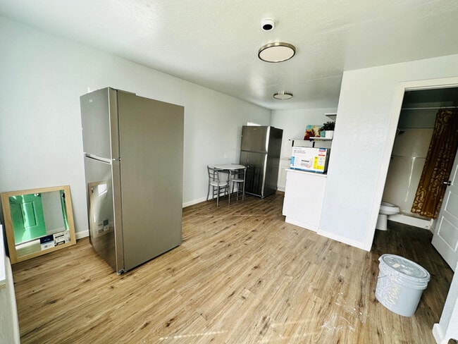 Photo - 404 NW 3rd St Unit S