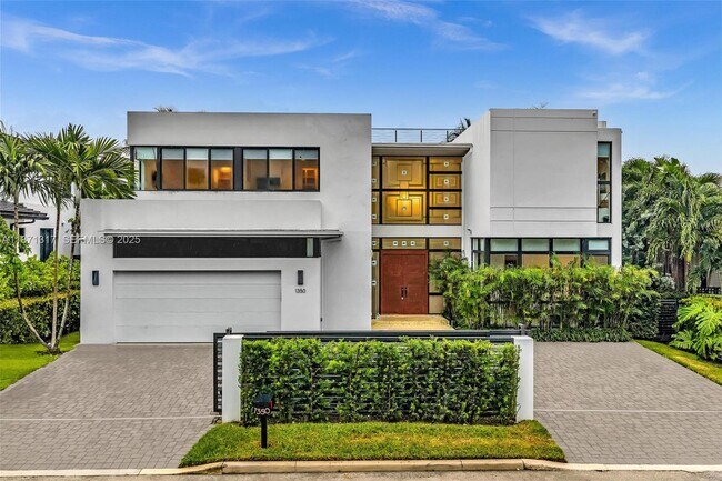 Building Photo - 1350 98th St