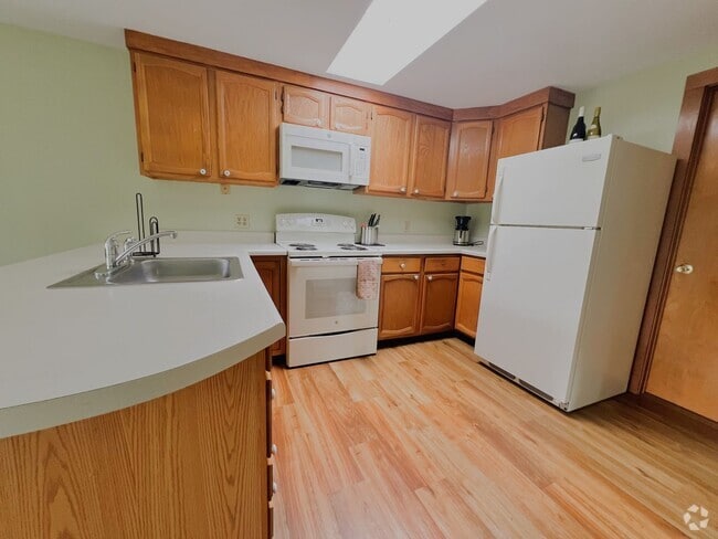 Building Photo - 1-Bedroom Apartment with Panoramic Wooded ...