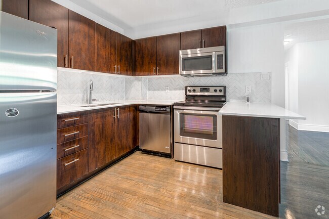 2BR, 1BA - Kitchen - 3015 & 3017 Queen St E