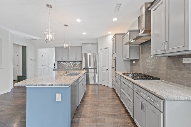 Photo - 460 Young Landing Ct