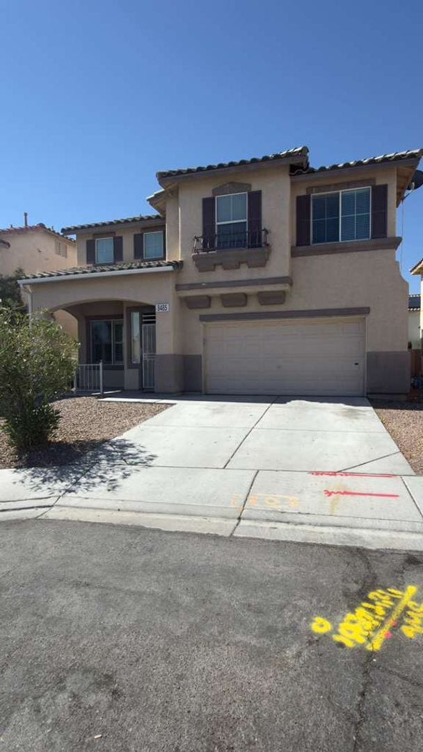 Photo - Spacious 4 Bedroom Home with loft!