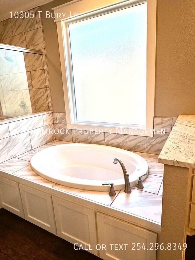 Photo - Beautiful 3/2 in Lakeland Meadows!