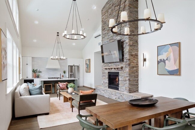 South Ridge West | Clubhouse