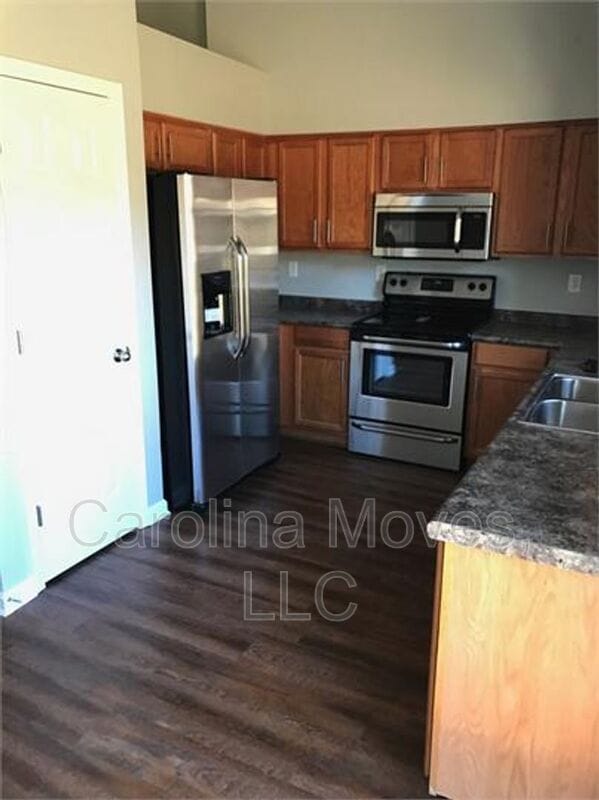 Photo - 144 Lauren Wood Cir