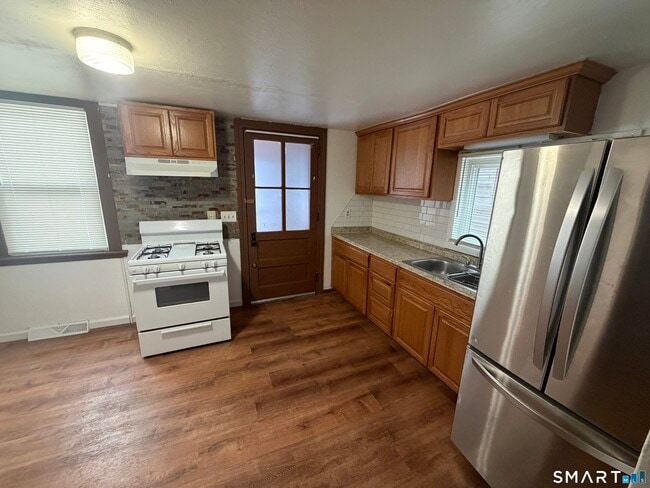 Photo - 43 Bigelow St