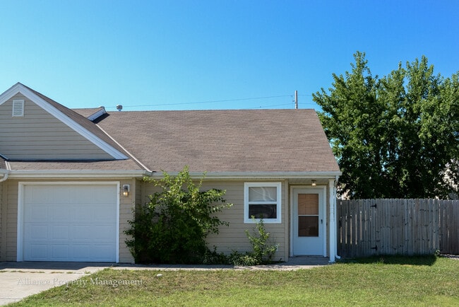 Building Photo - 516-518 Brookmont Dr Unit 518