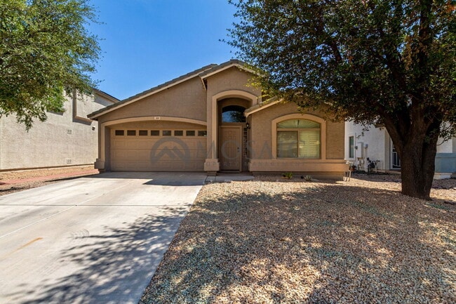 Photo - 389 E Angeline Ave