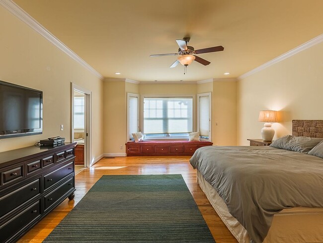 Photo - 1310 N Main St Unit 1