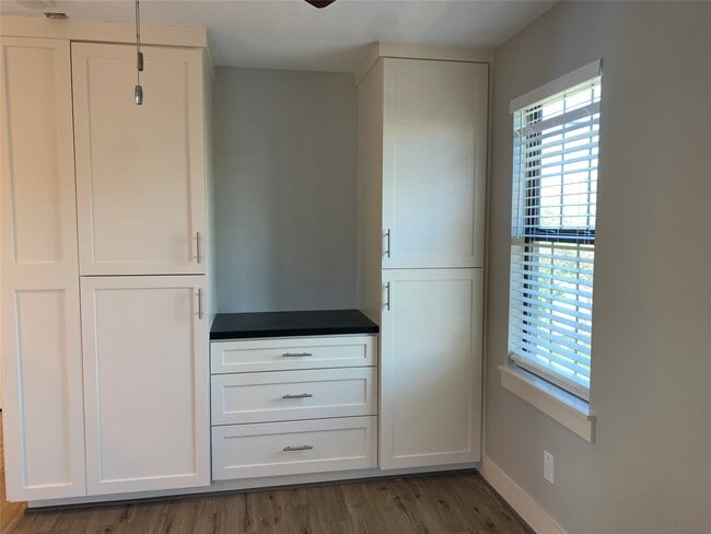 Photo - 1210 Avenue M