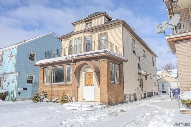 Photo - 20 Tacoma Ave