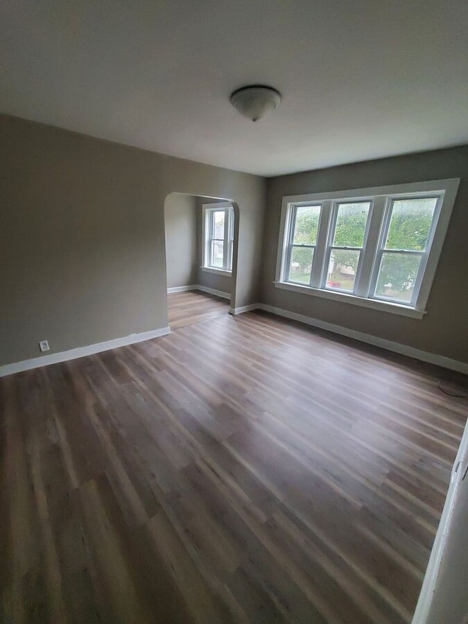 4603 N 29th St - 6 unit - 4603 N 29th St - 6 unit