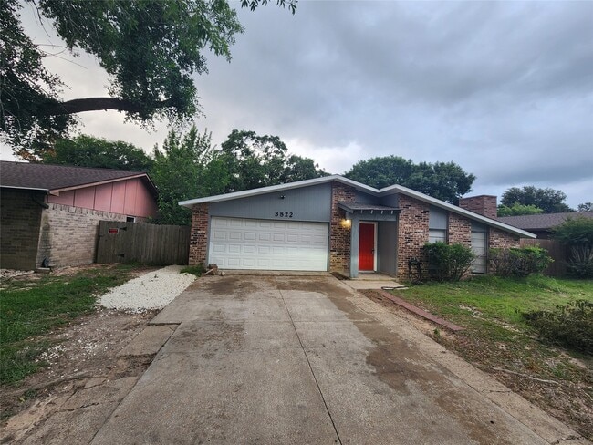 Photo - 3822 Broken Elm Dr