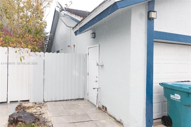 Photo - 16201 SW 144th Ct Unit 0