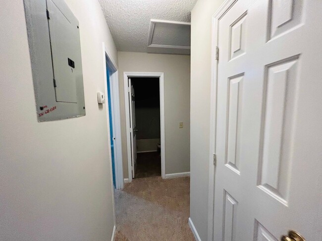 Photo - 308 Poplar St Unidad 308 Poplar -  B