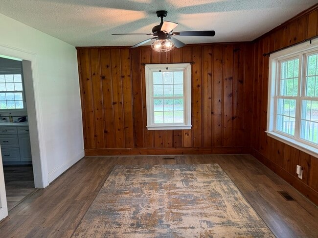 Photo - 38 Buttercup Ln