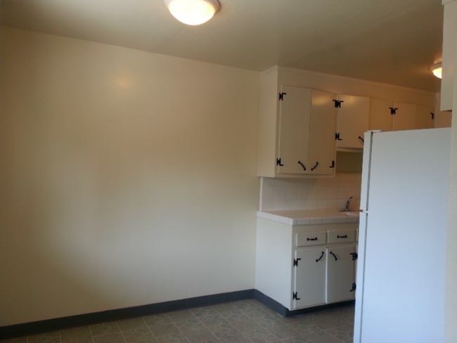 Photo - 914 College Dr Unidad 7