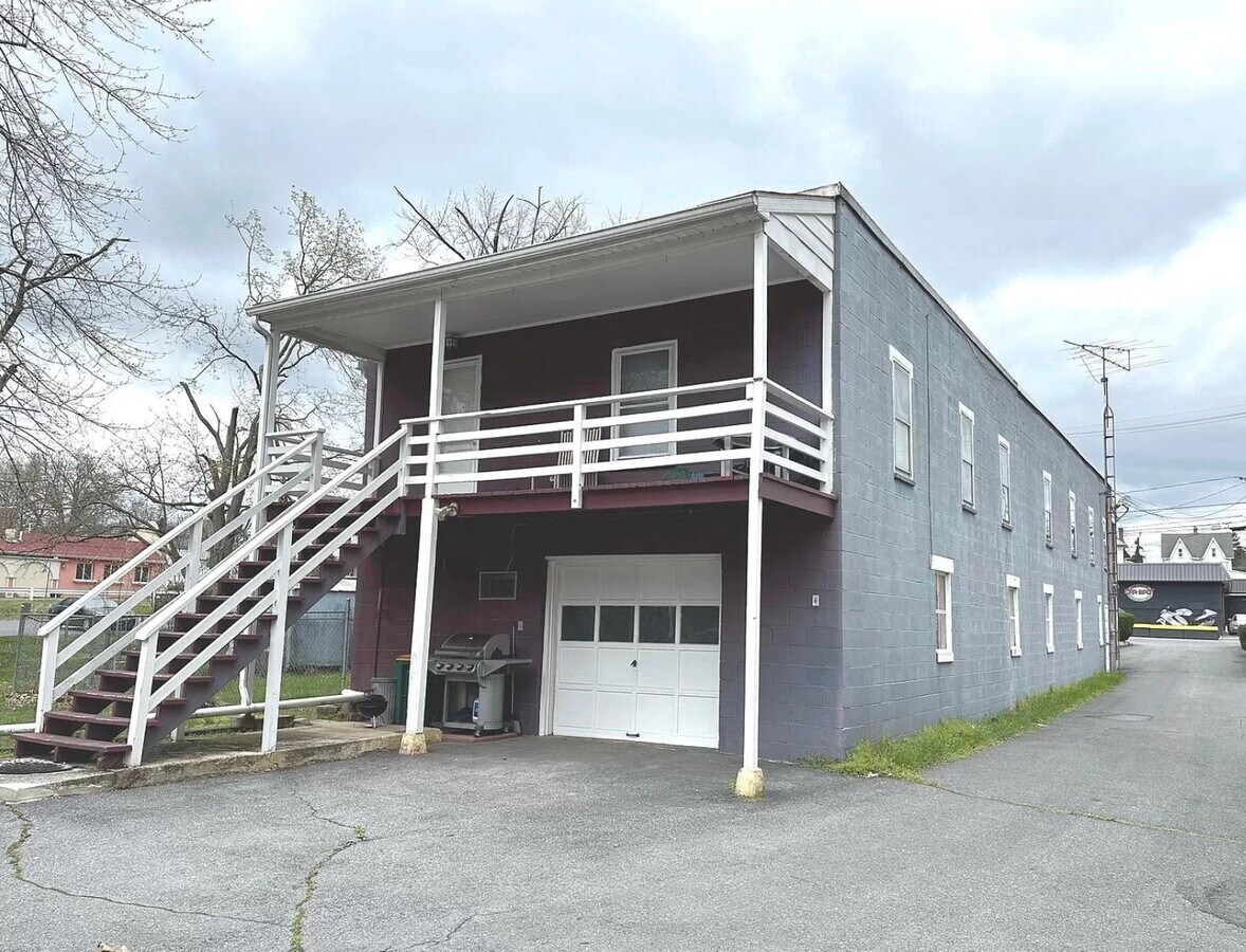 Photo - 358 W Loudon St Apartments Unit Front