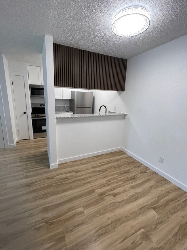 Photo - 710 N 46th St Unit 1016