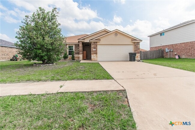 Building Photo - 3200 Alamocitos Creek Dr